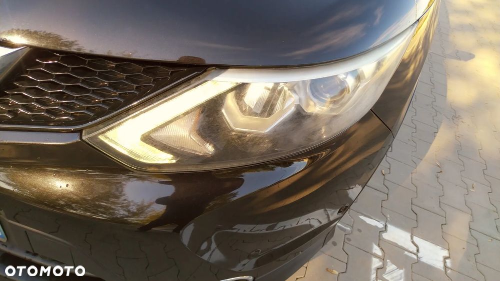 Nissan Qashqai 1.6 dCi Xtronic TEKNA+ - 27