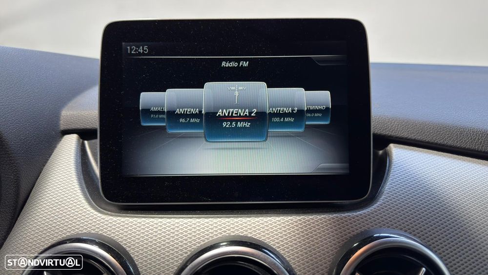 Mercedes-Benz B 180 d Urban - 23