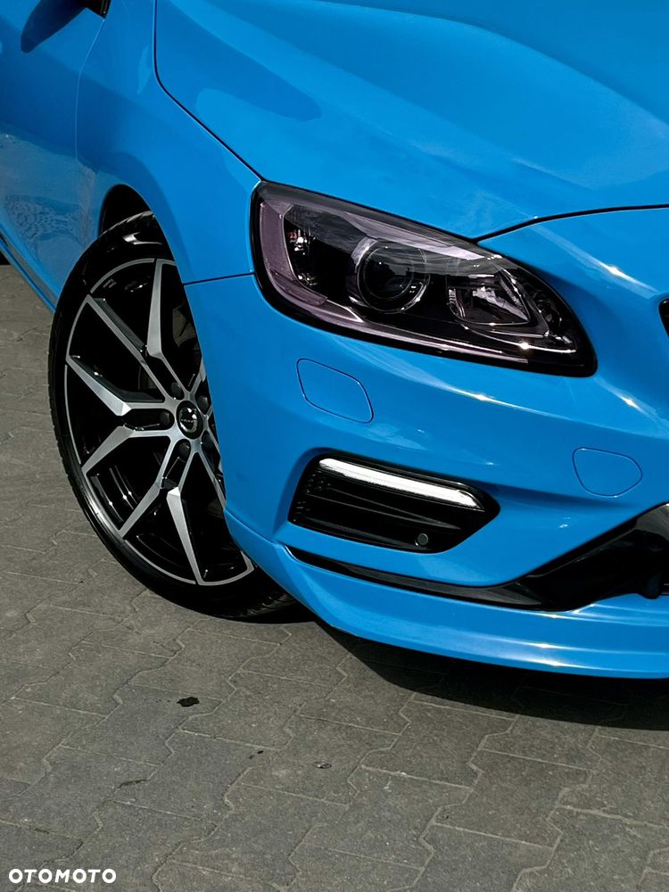 Volvo V60 T6 AWD R-Design - 3