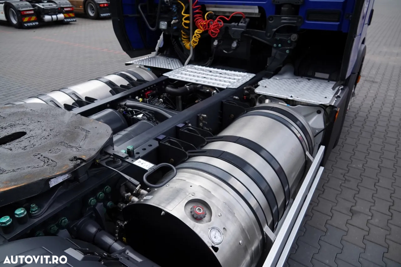 Scania R 410 / GNL / RETARDER / COMPLET AIRMATIC / 2020 - 16