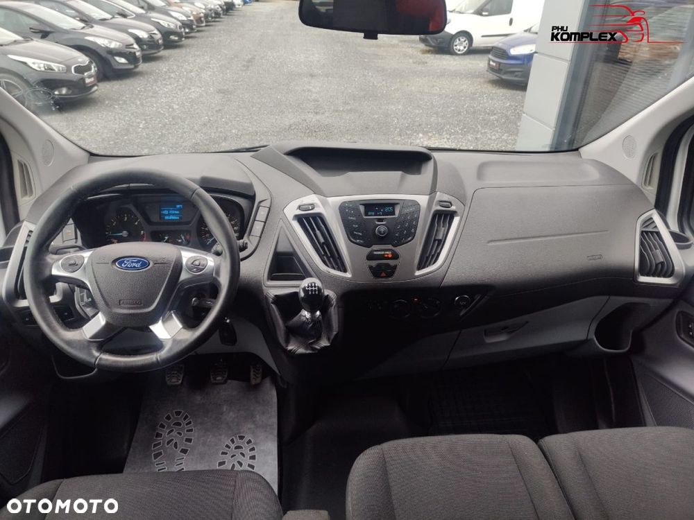 Ford Transit Custom - 11