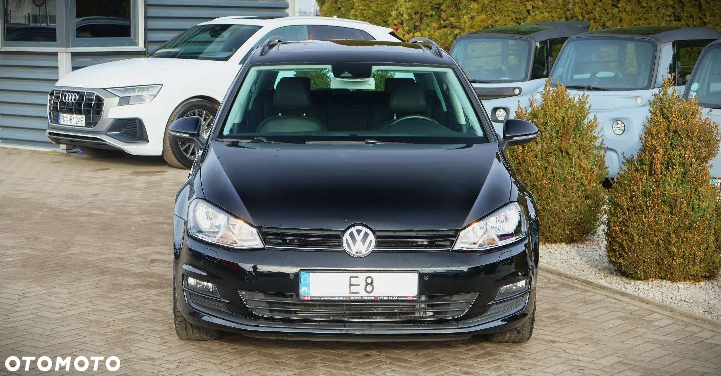 Volkswagen Golf - 10