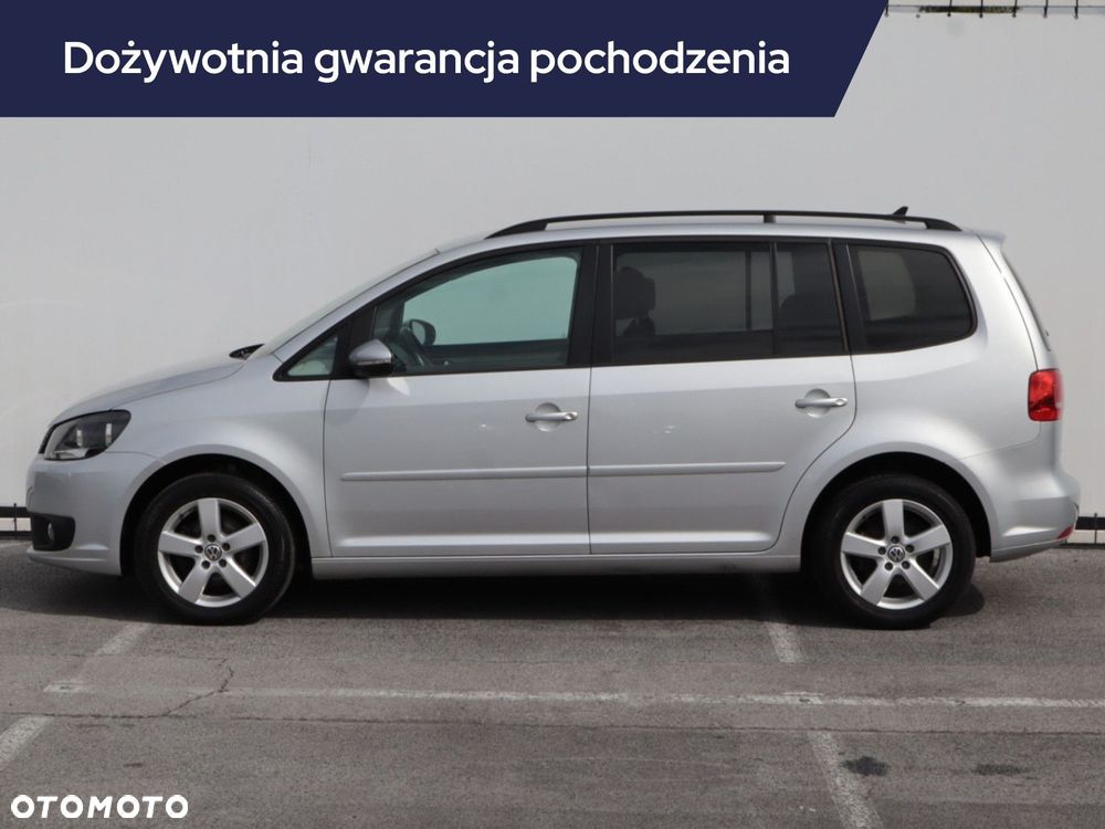 Volkswagen Touran - 4