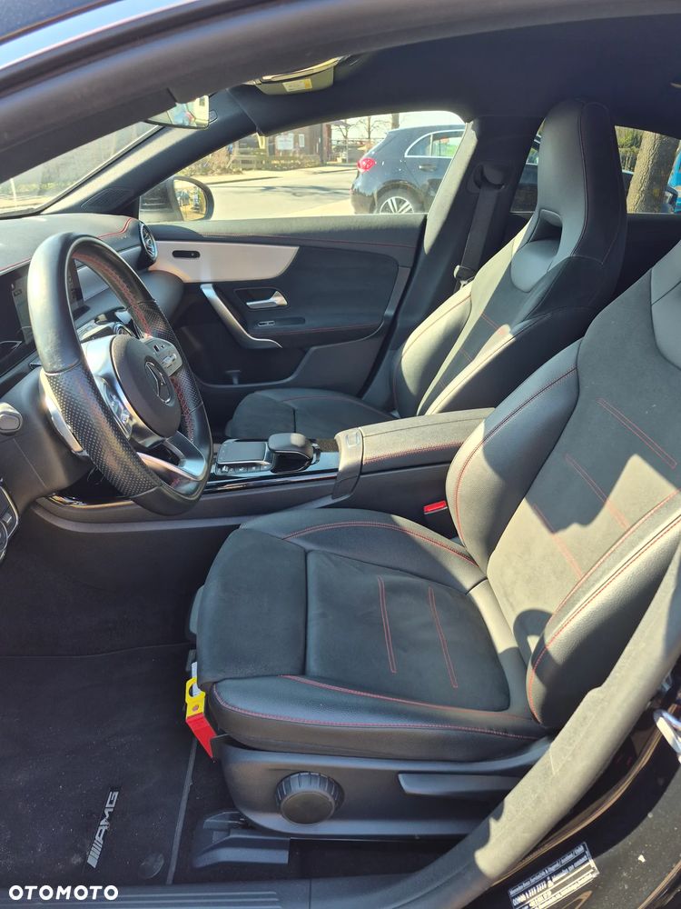 Mercedes-Benz CLA 180 d 7G-DCT AMG Line - 10