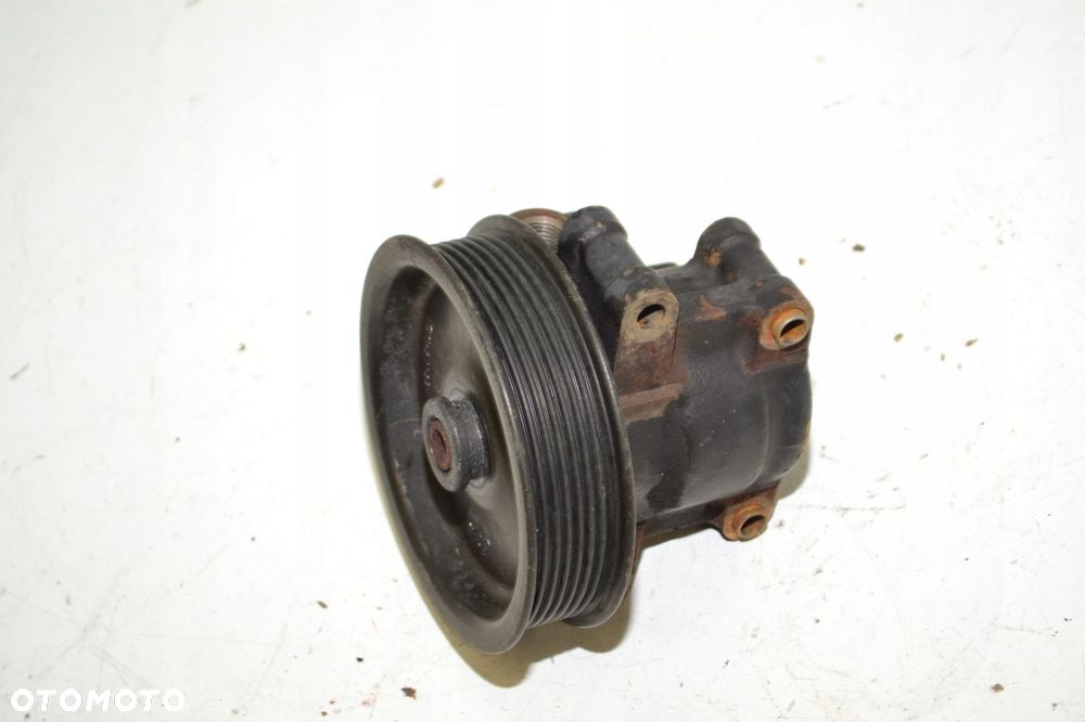 POMPA WSPOMAGANIA YC1E-3A733-AB FORD TRANSIT 00-06R 2.4 TDDI - 2