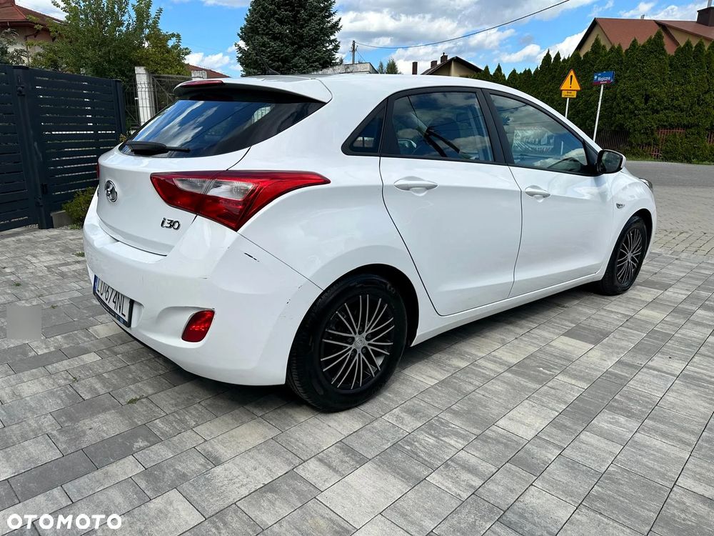 Hyundai i30 1.4 Select - 6