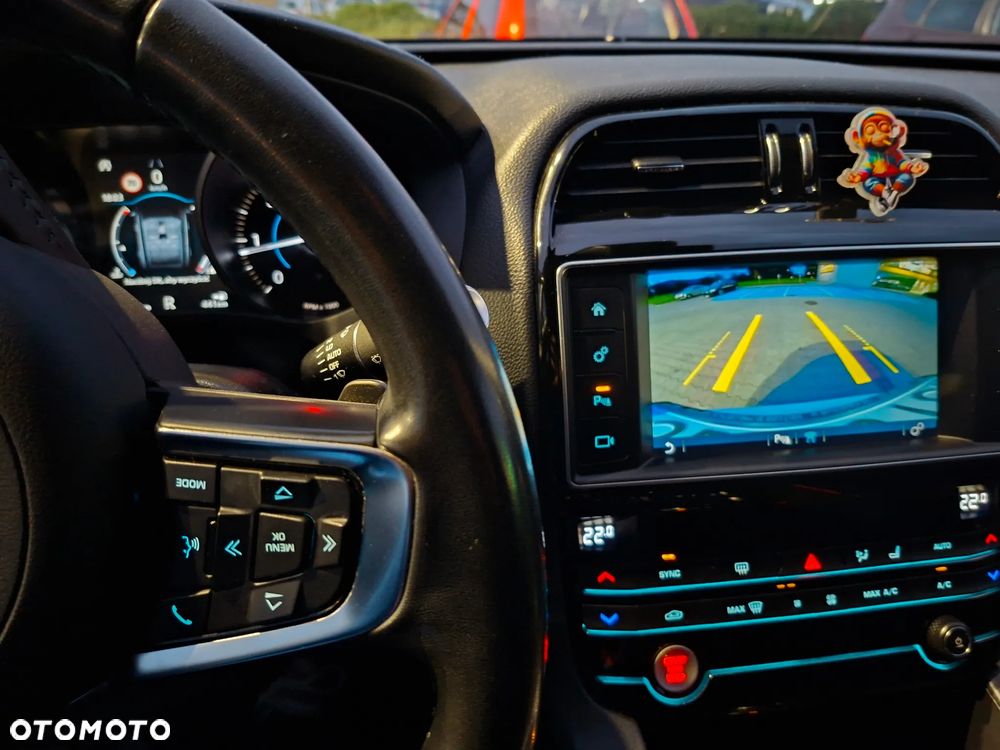 Jaguar F-Pace 2.0 i4D AWD Prestige - 14