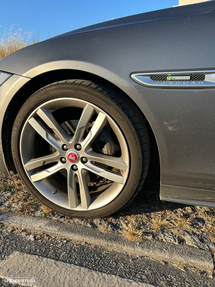 Jaguar XE 2.0 D R-Sport Aut. - 15