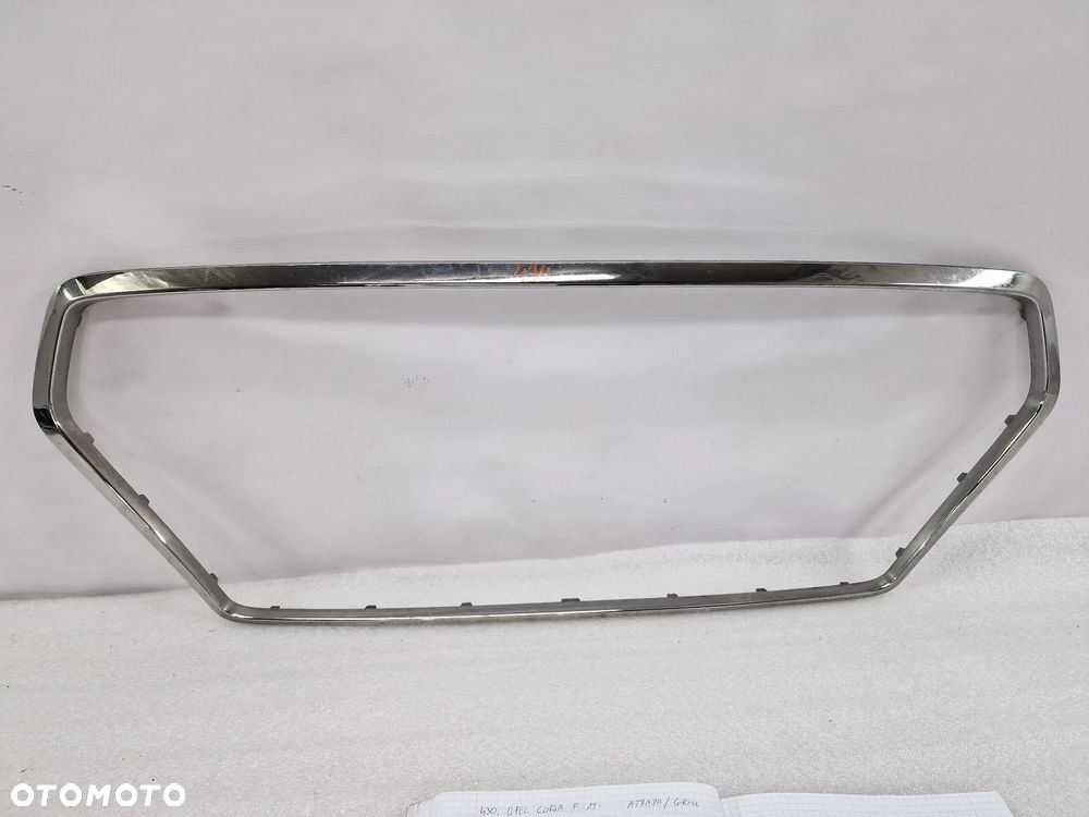 HYUNDAI I30 III 17- RAMKA GRILLA CHROMOWA , NR 86355-G4000 , NR AUKCJI GL434 - 1