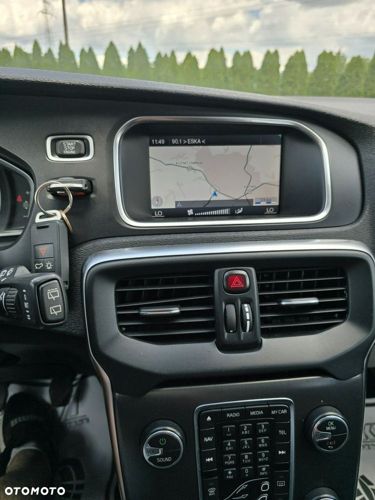 Volvo V40 - 30