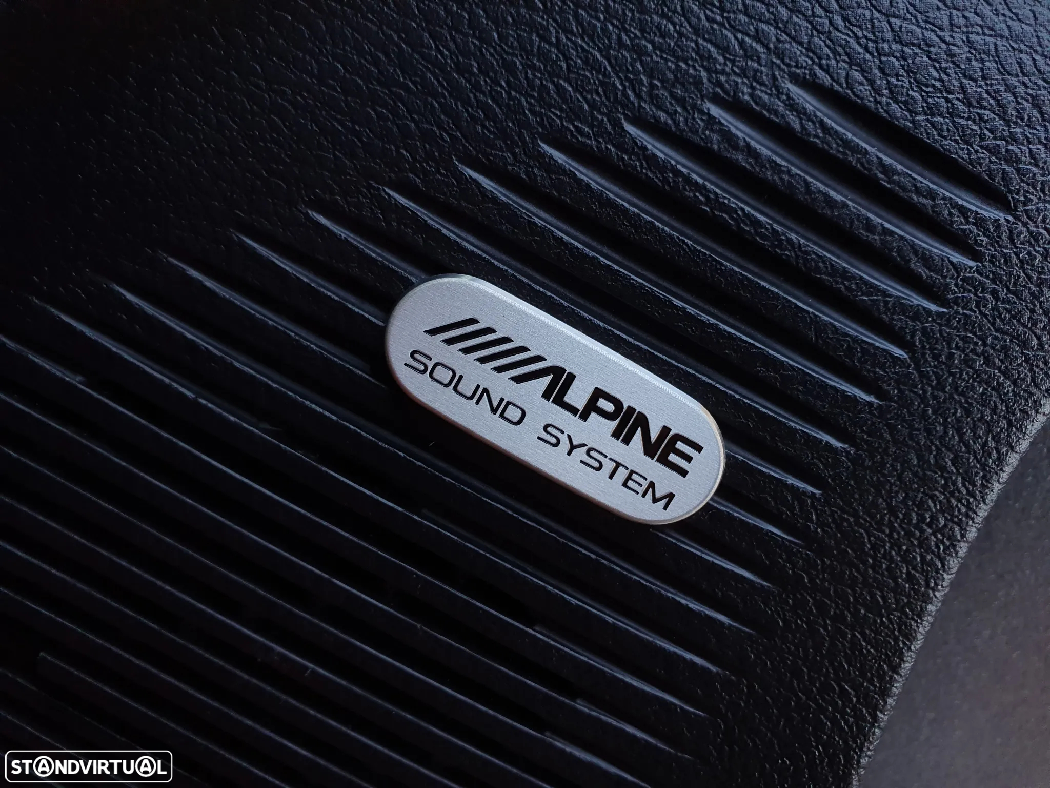Dodge Challenger Auto R/T Plus Shaker - 13