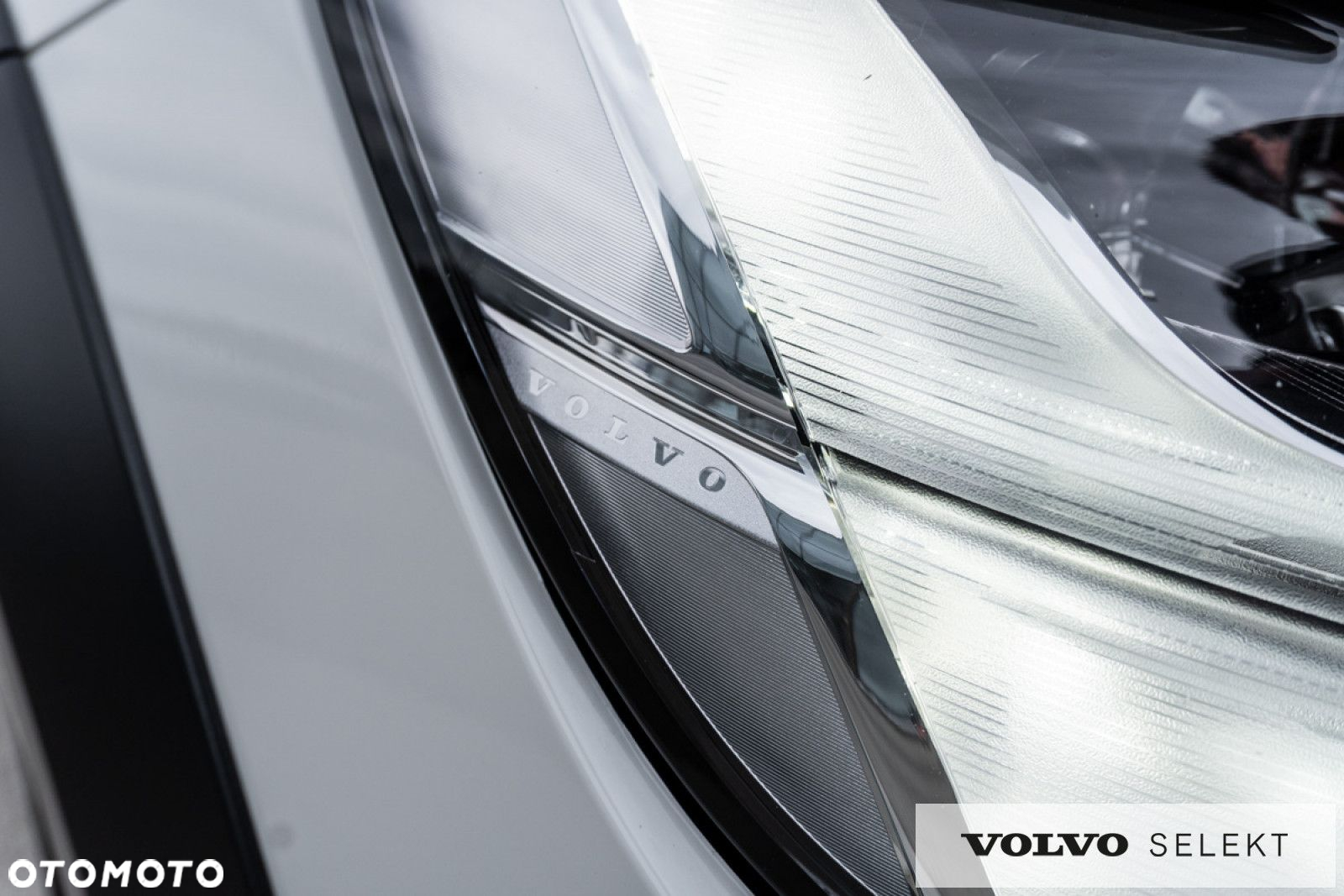 Volvo V90 Cross Country - 23