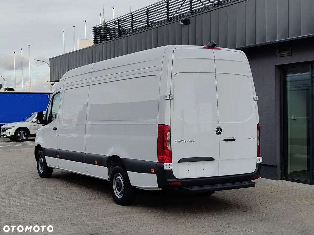 Mercedes-Benz Sprinter 317 CDI Furgon PRO długi 4325 mm L3H2 - 6