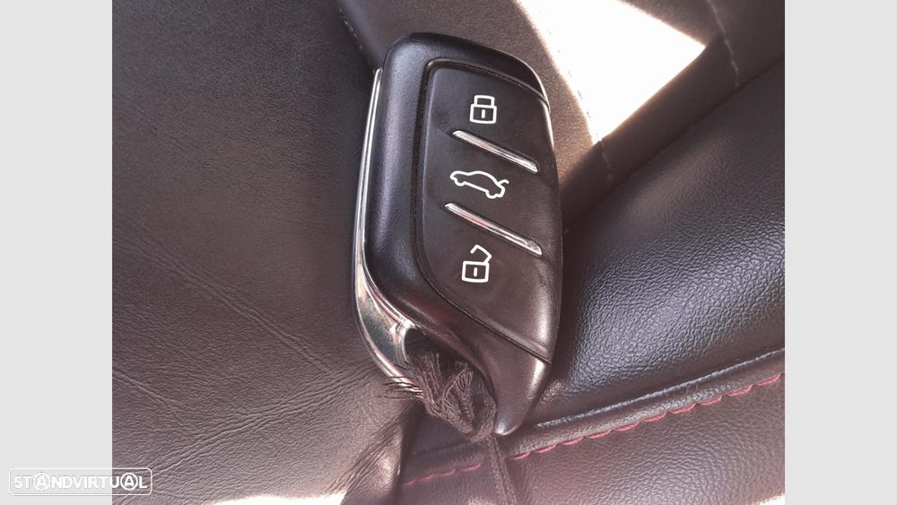 MG EHS 1.5 T-GDI Plug-in Hybrid Luxury - 19