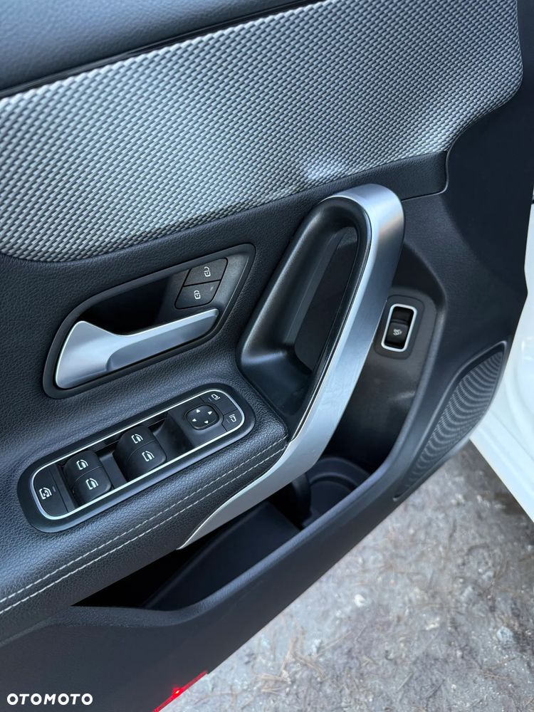 Mercedes-Benz Klasa A 180 - 21