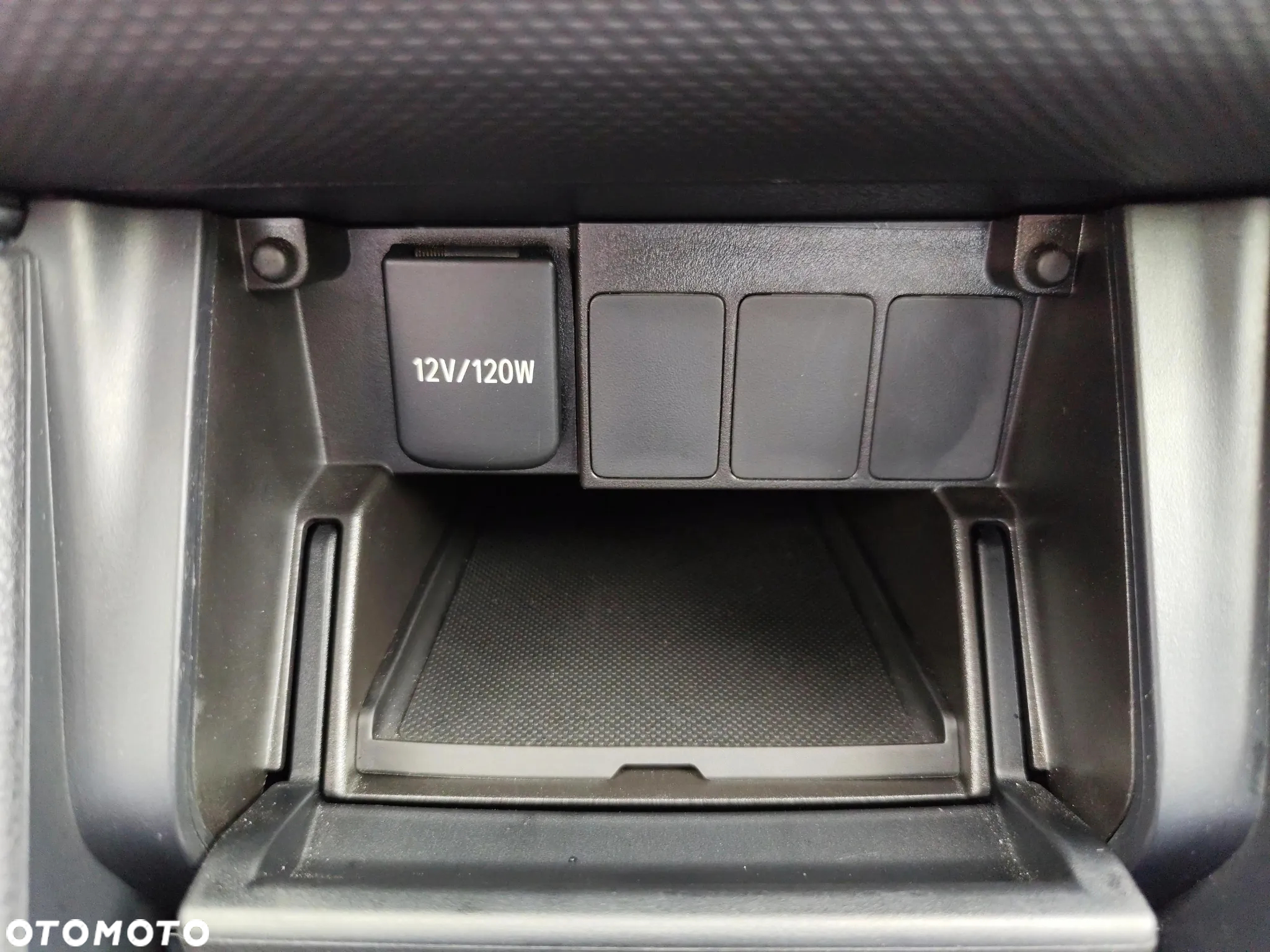 Toyota Auris 1.33 VVT-i Comfort - 28