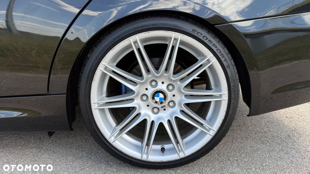 BMW Seria 3 320d - 32