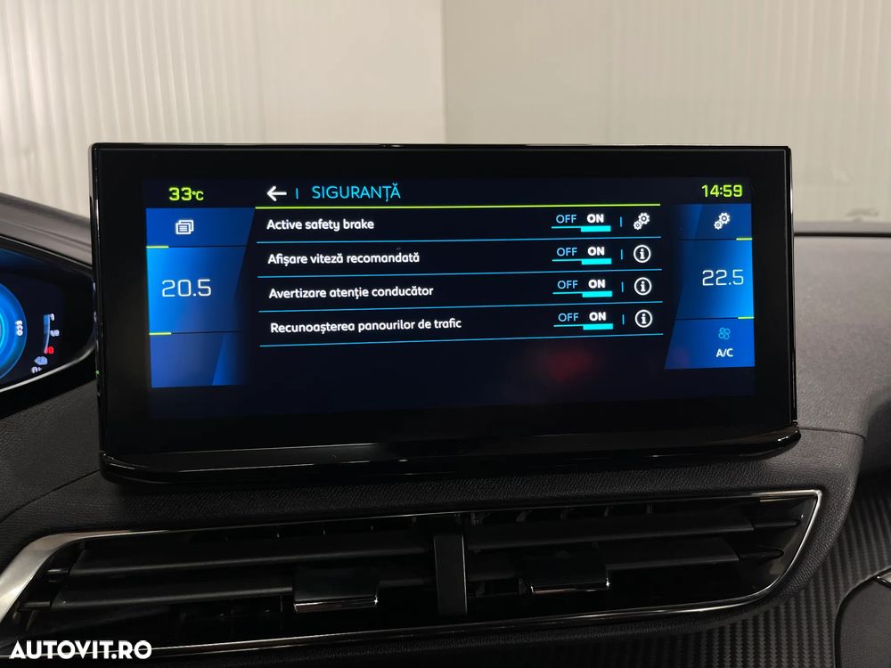 Peugeot 3008 PHEV 180 EAT8 Active Pack - 21