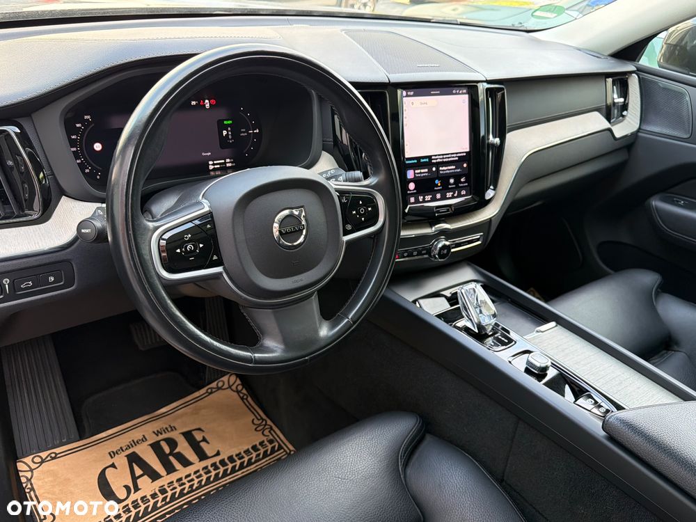 Volvo XC 60 T6 Plug-In Hybrid AWD Inscription - 16