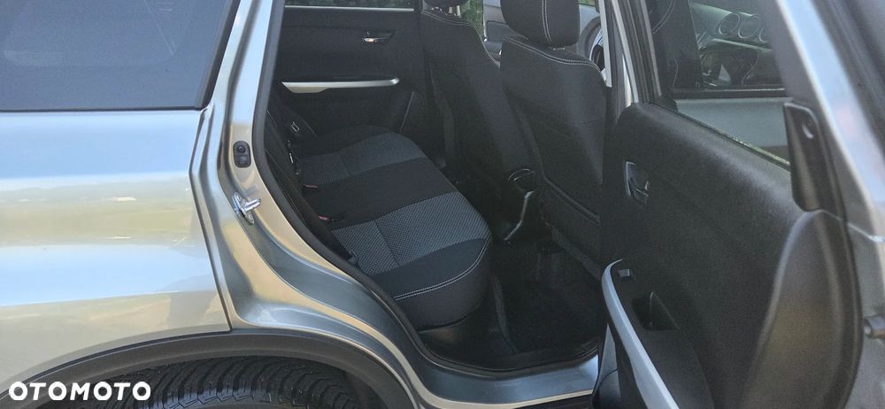 Suzuki Vitara 1.6 Premium 2WD - 22