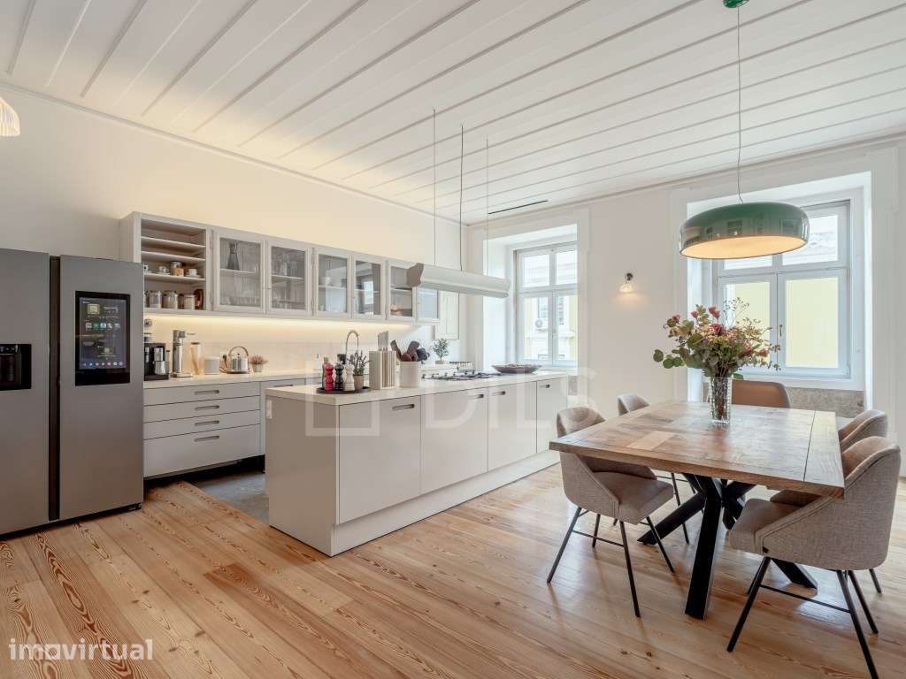 Apartamento T6 convertido em T3 em Santa Maria Maior, Lisboa - Grande imagem: 3/30