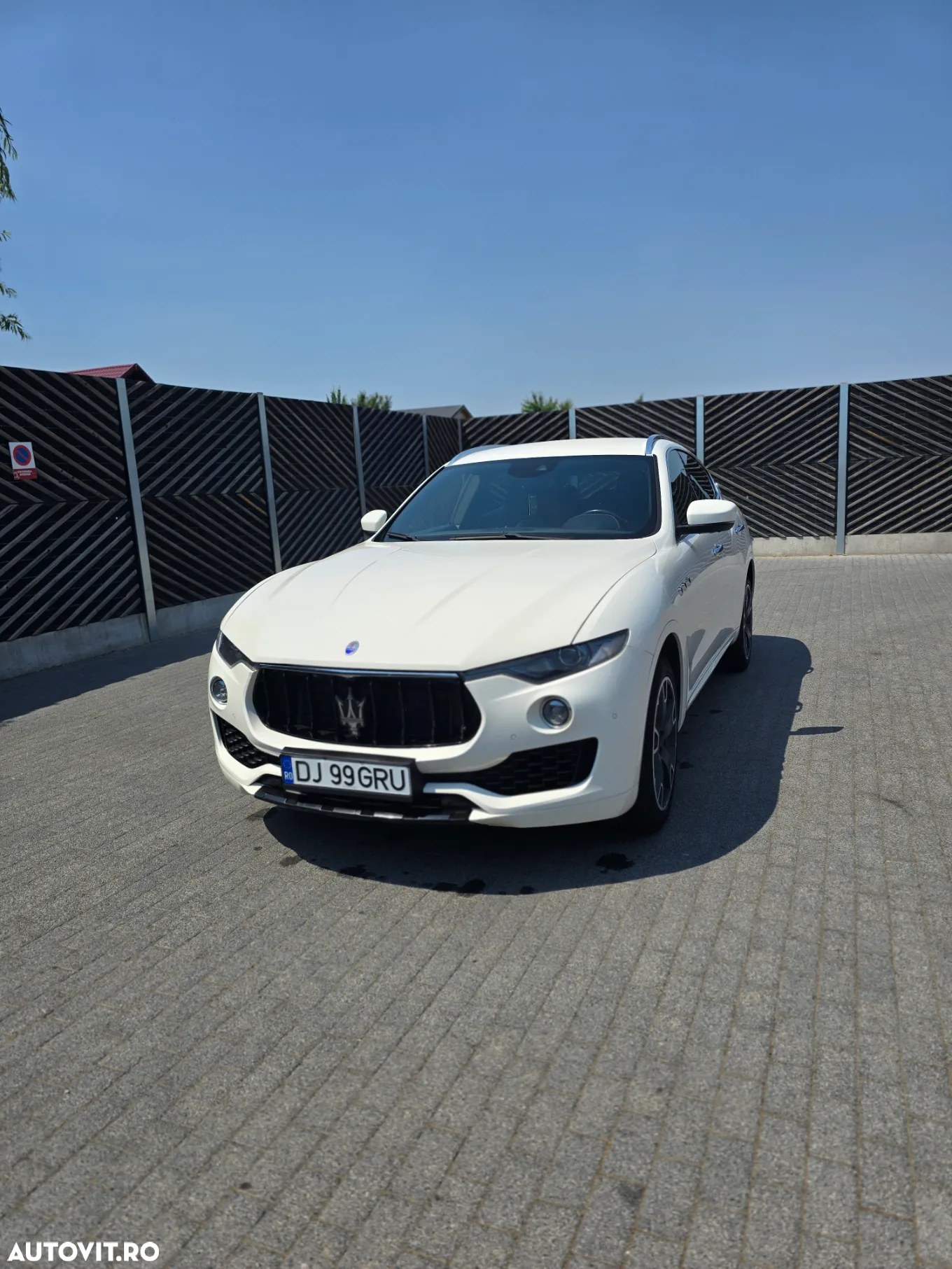 Maserati Levante - 3