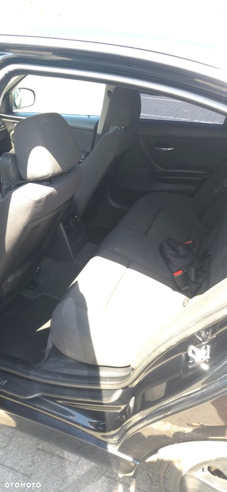 BMW Seria 3 320d - 12