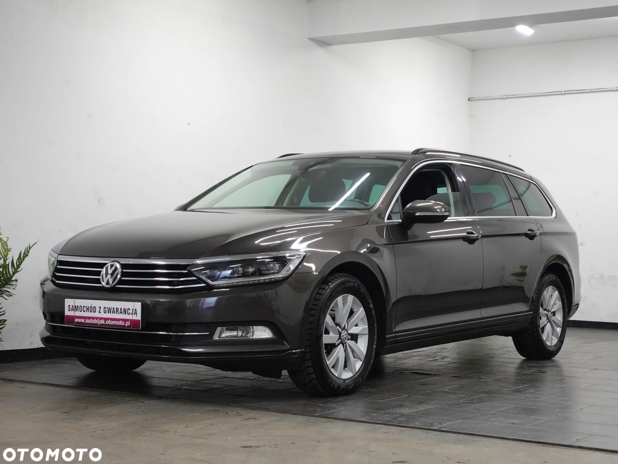 Volkswagen Passat 2.0 TDI BMT Comfortline - 1