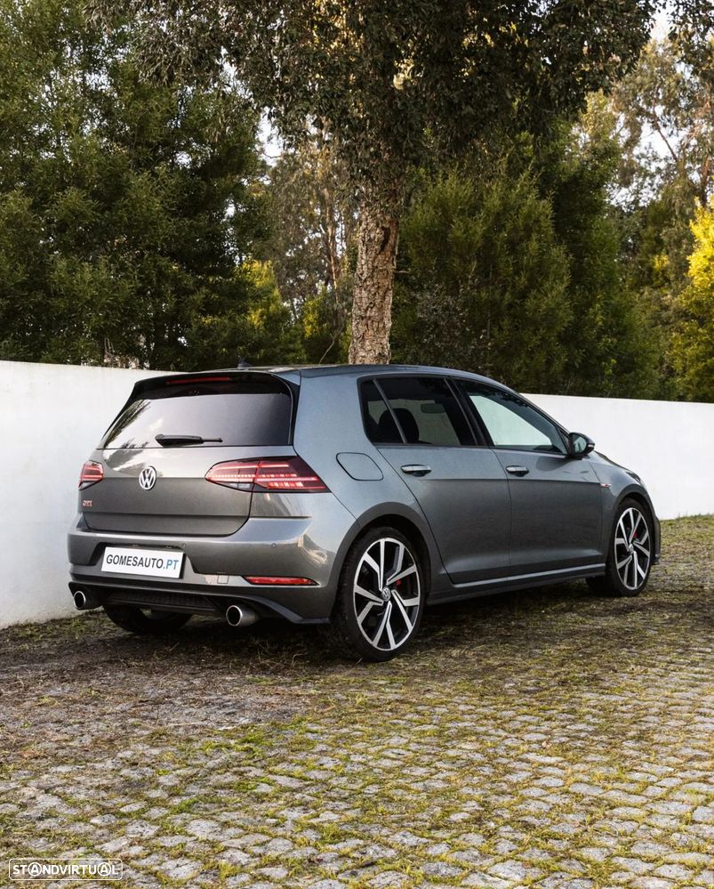 VW Golf 2.0 TSi GTI DSG - 3