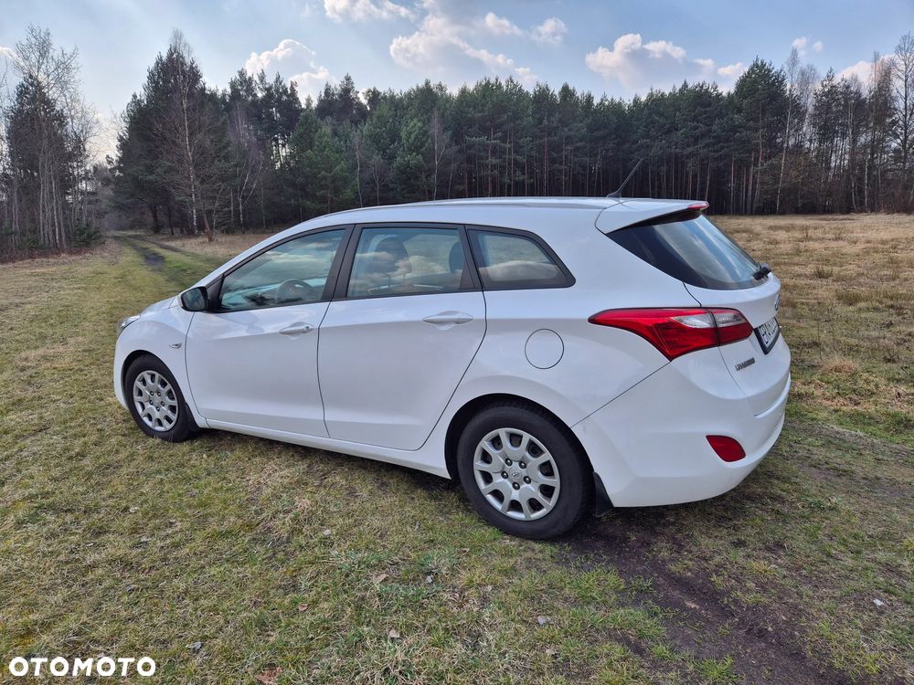 Hyundai i30 1.6 CRDi Classic - 11