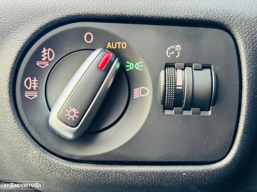 Audi A1 1.6 TDI S-line - 20