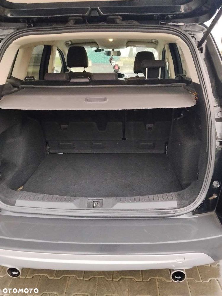 Ford Kuga - 8