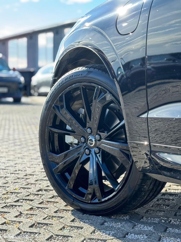 Volvo XC 60 2.0 T6 PHEV Black Edition AWD - 11