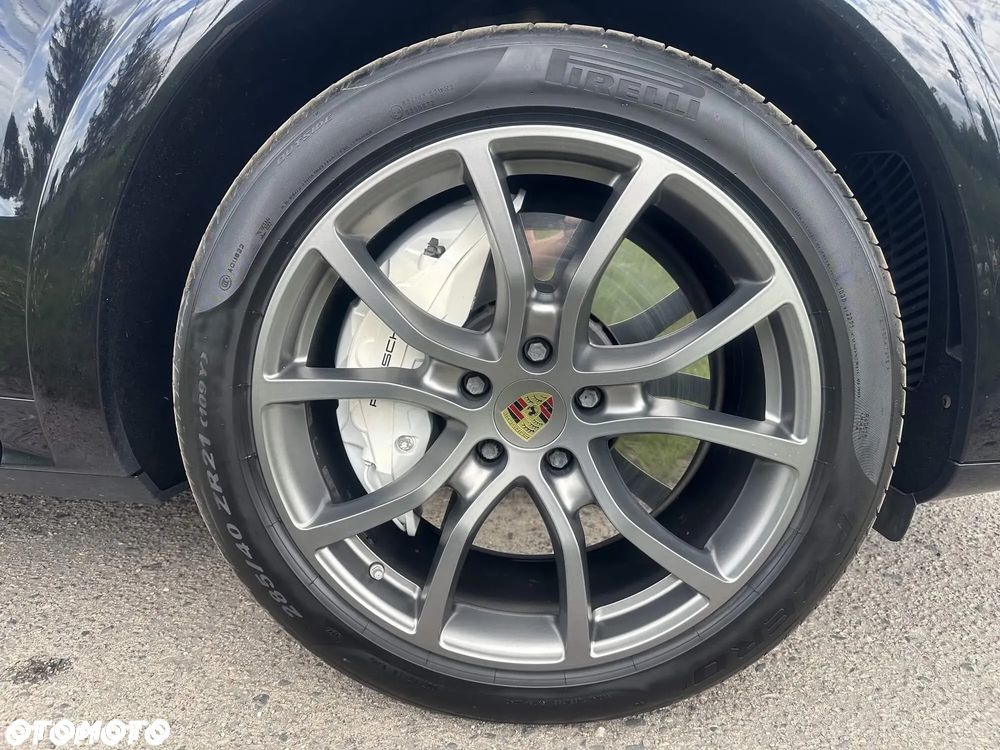Porsche Cayenne Standard - 38