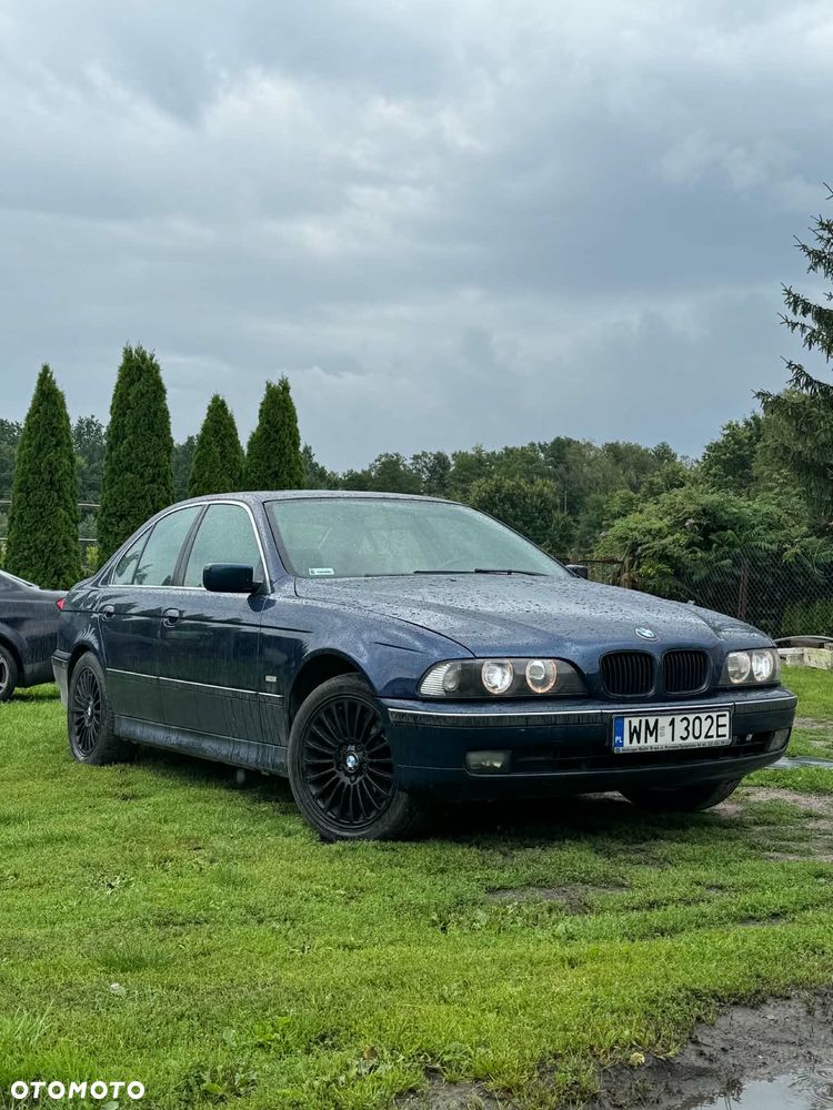 BMW Seria 5 520i - 2