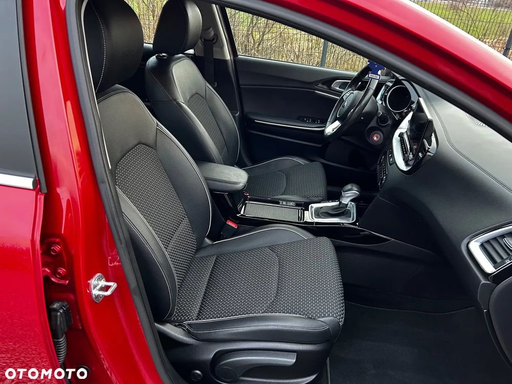 Kia XCeed 1.4 T-GDI OPF DCT7 JBL SOUND EDITION - 32