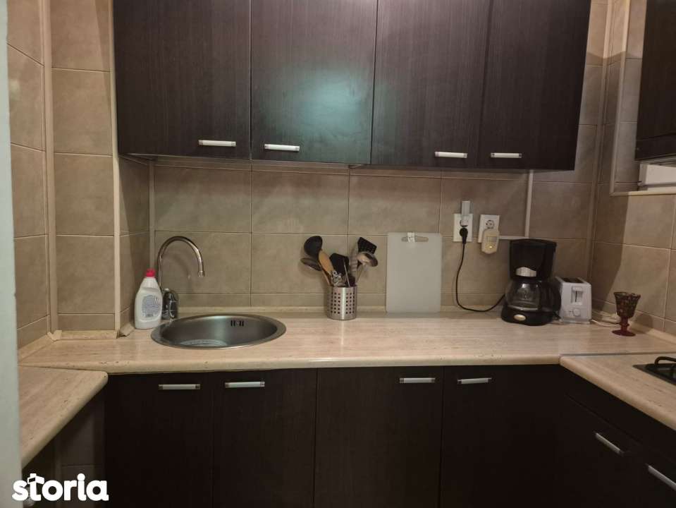 Garsoniera de inchiriat | Zona P-ta Romana | 7' de metrou P-ta Romana - Imagine principală: 3/7