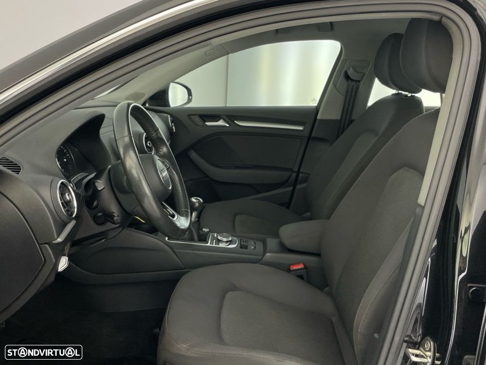 Audi A3 Sportback 1.0 TFSI - 11