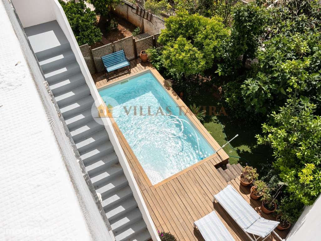 Moradia no Centro da Cidade com Jardim, Piscina e Garagem - Grande imagem: 4/60