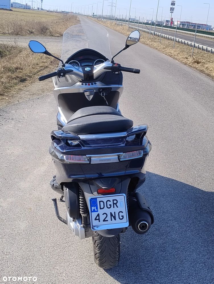 Piaggio X10 - 6