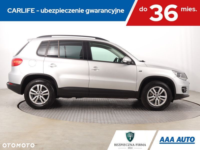 Volkswagen Tiguan - 8