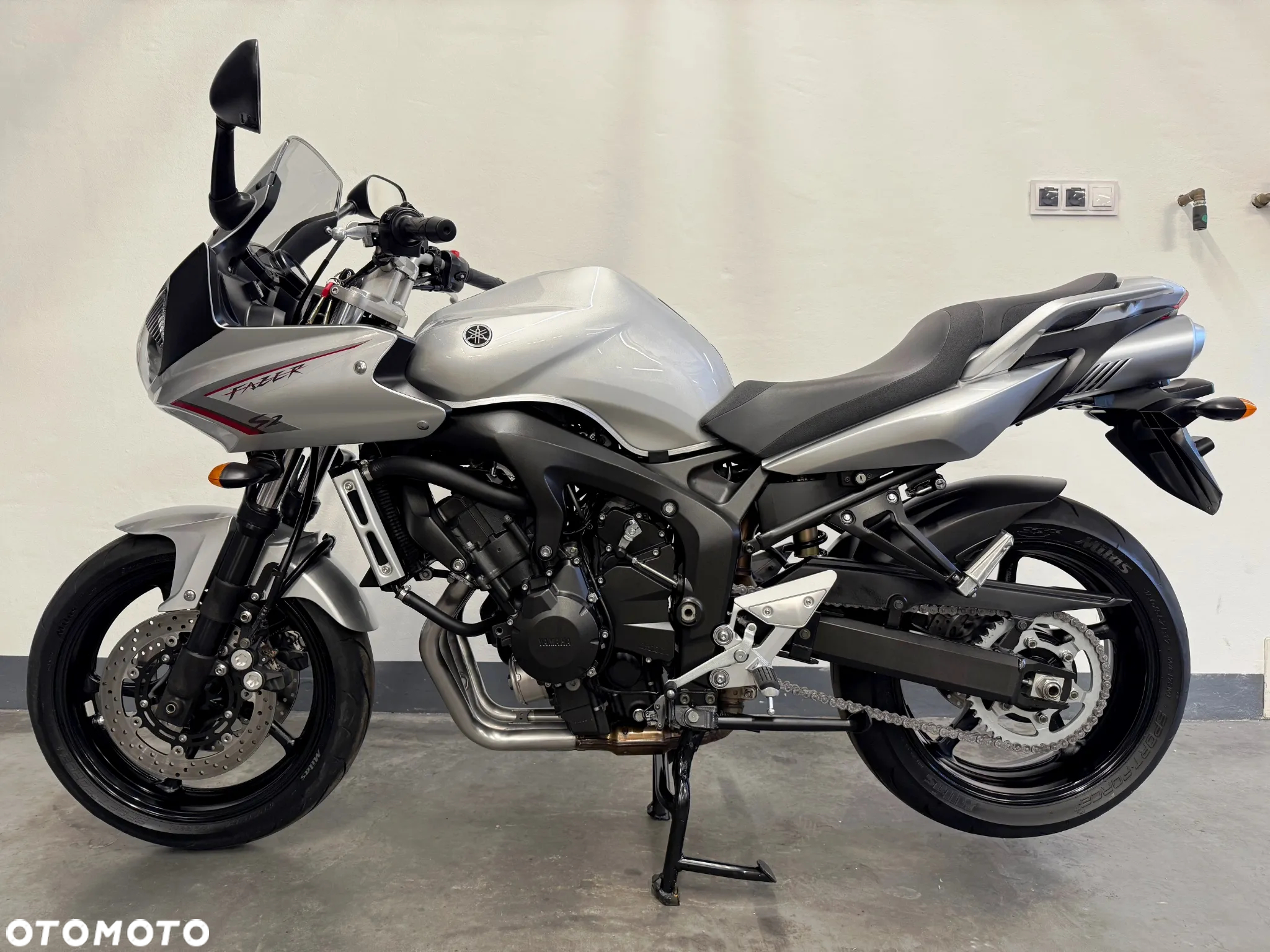 Yamaha FZ6 - 5