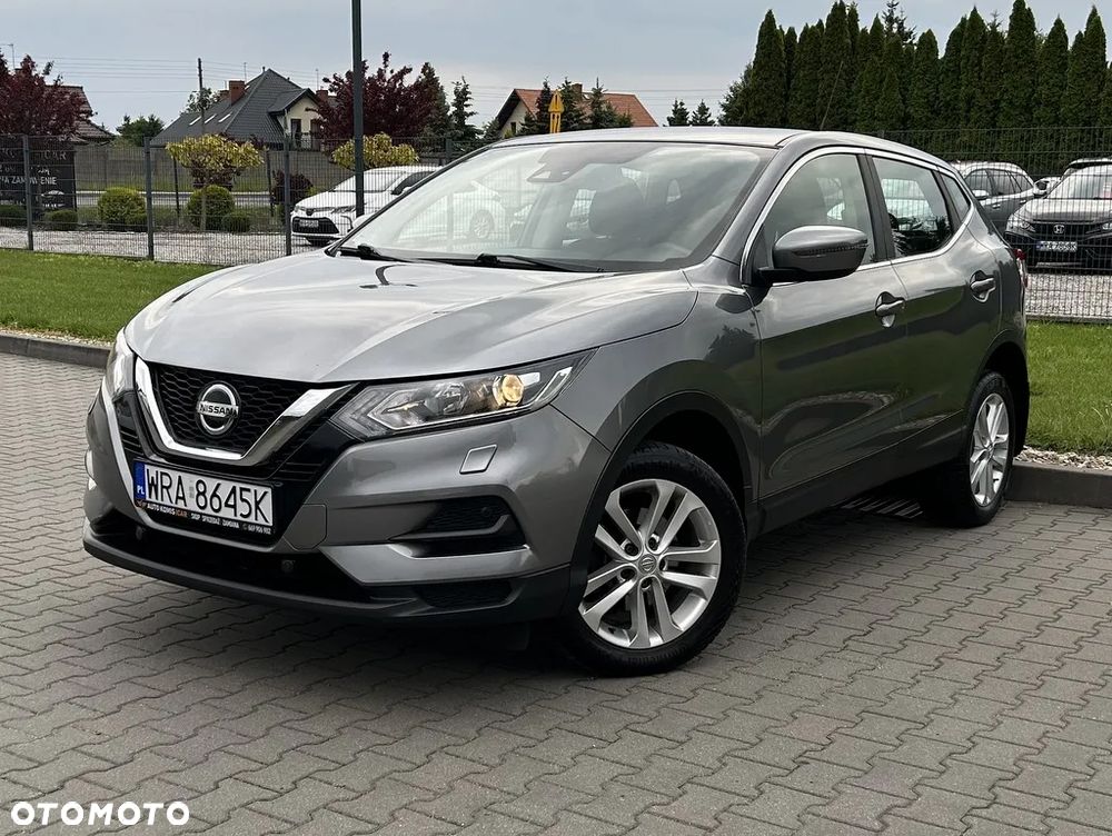Nissan Qashqai - 1