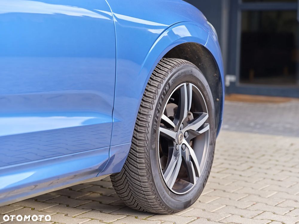 Volvo XC 60 D4 Geartronic RDesign - 29