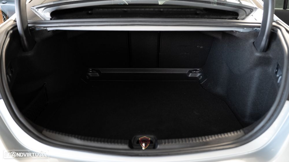 Mercedes-Benz C 300 d AMG Line - 52