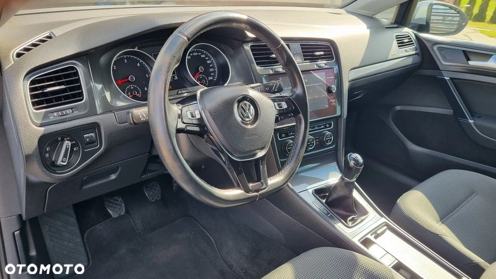 Volkswagen Golf 2.0 TDI (BlueMotion Technology) Comfortline - 13