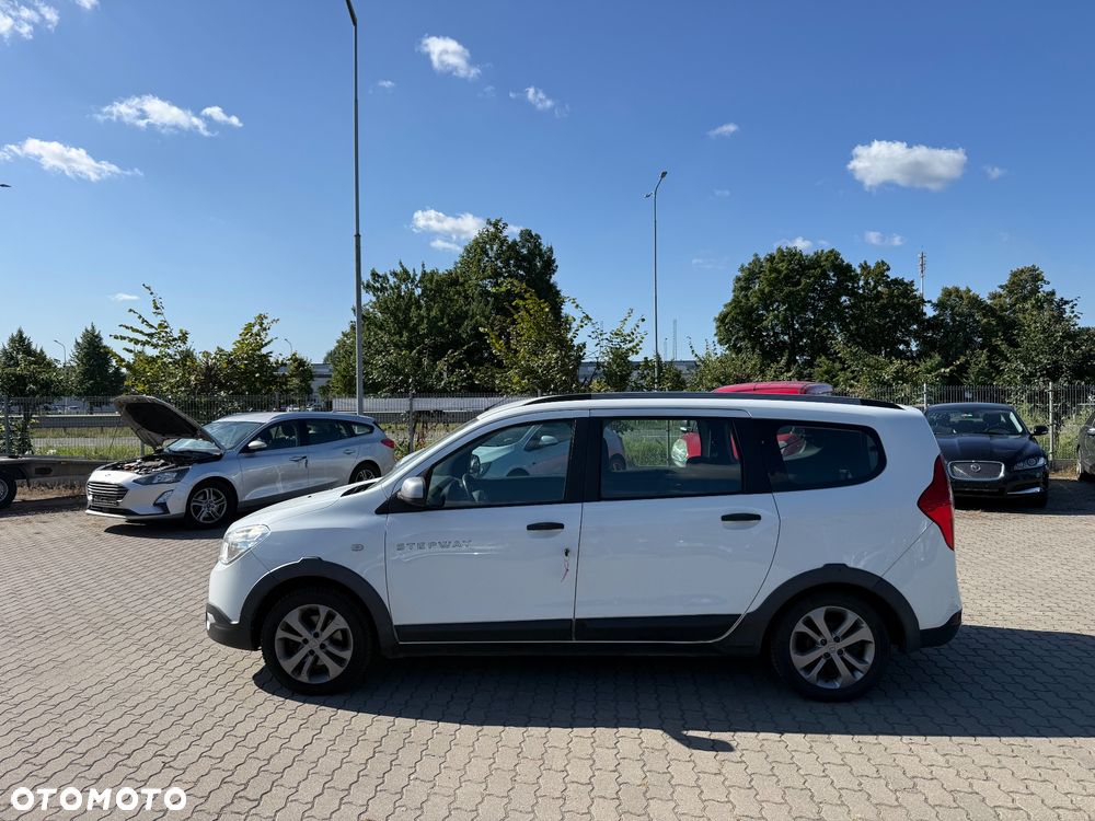 Dacia Lodgy TCe 115 Stepway - 8