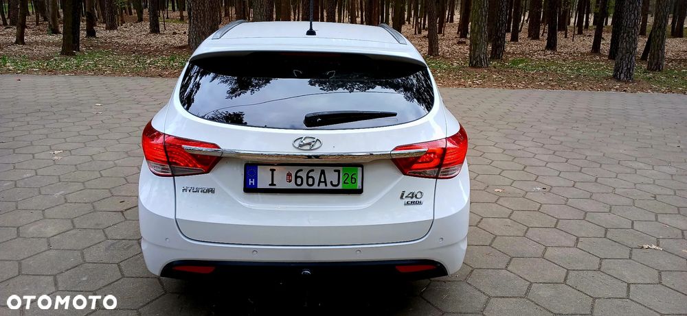 Hyundai i40 i40cw 1.7 CRDi Automatik Fifa World Cup Edition Silver - 9
