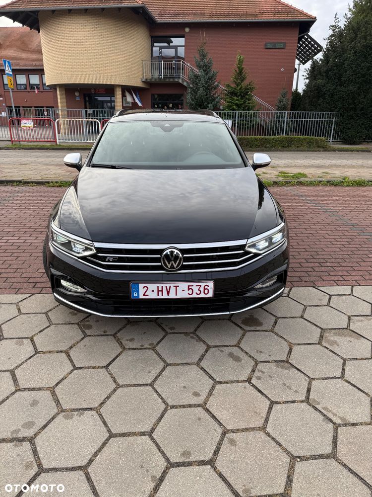 Volkswagen Passat 1.5 TSI OPF DSG Highline - 4