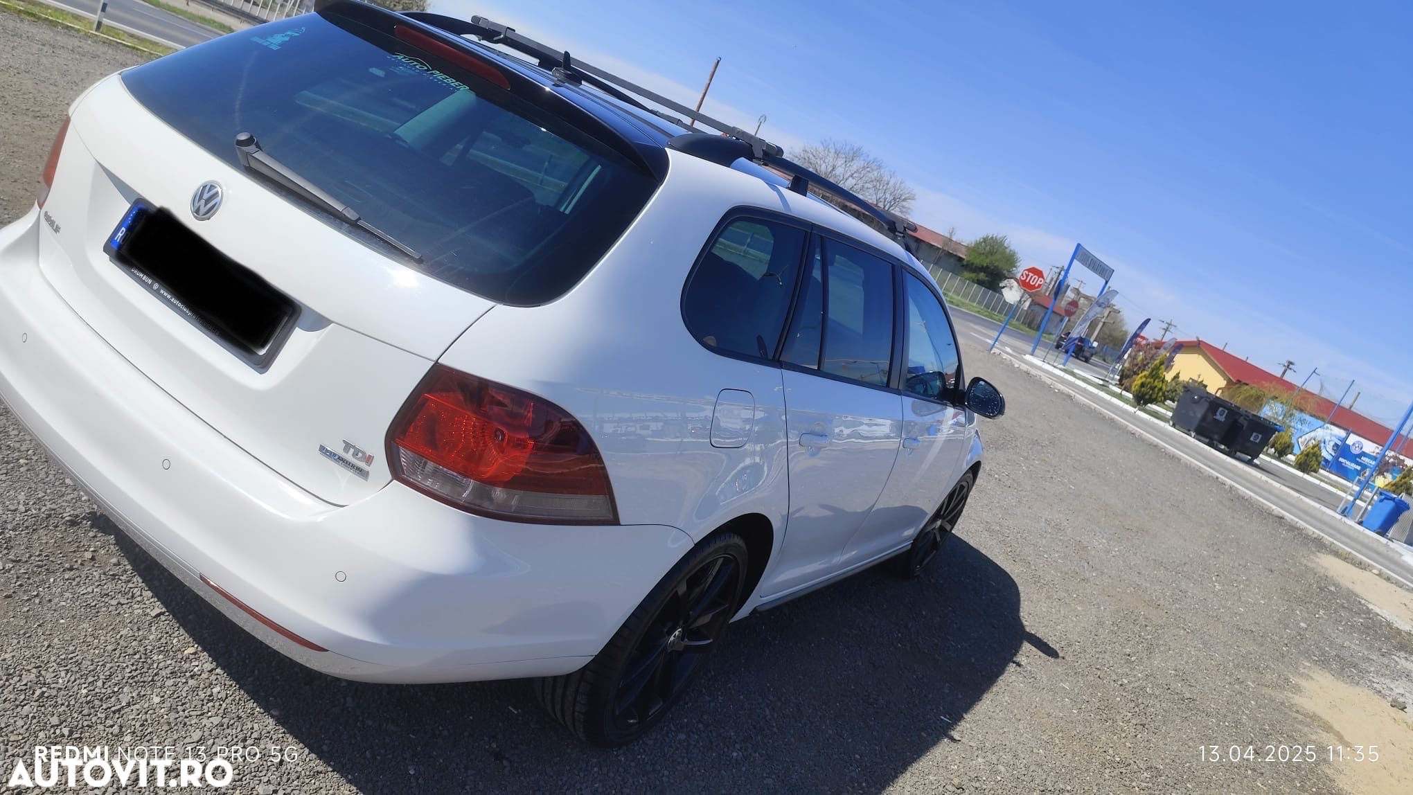 Volkswagen Golf 1.6 TDI BlueMotion Technology DPF Comfortline - 3